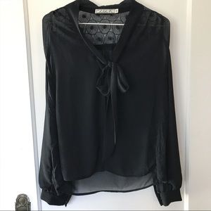 🖤 BLACK CHIFFON/SHEER TOP 🖤